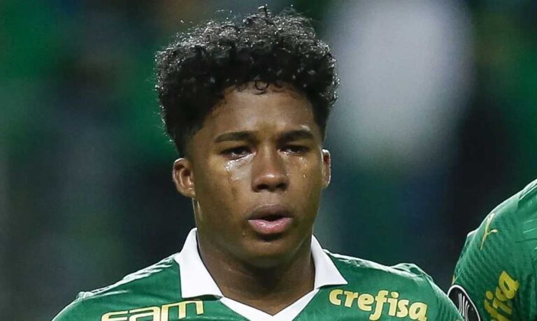 Palmeiras empata no adeus de Endrick