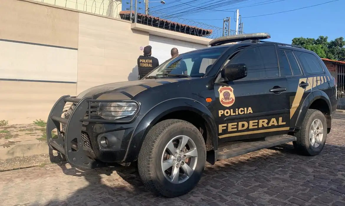 Polícia Federal investiga desvio de fundo partidário